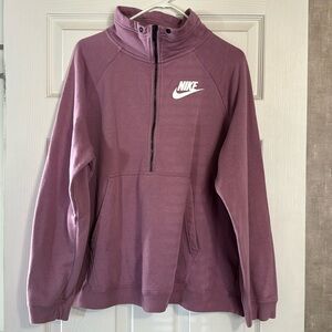 XL Women’s NIKE sweatshirt 1/2 Zip